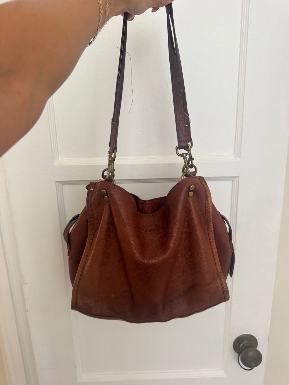 Women's Large Tan Leather Tote with Adjustable Shoulder Straps